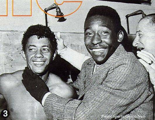 Amarildo con Pelé. Fonte foto: Magliarossonera