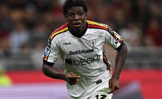 Dorgu con la maglia del Lecce